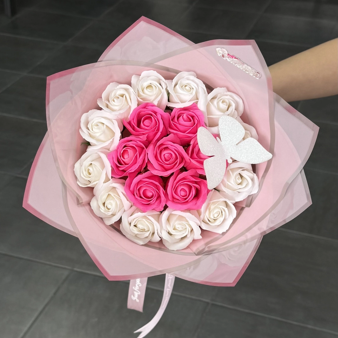 19'Lu Pembe-Beyaz Buket
