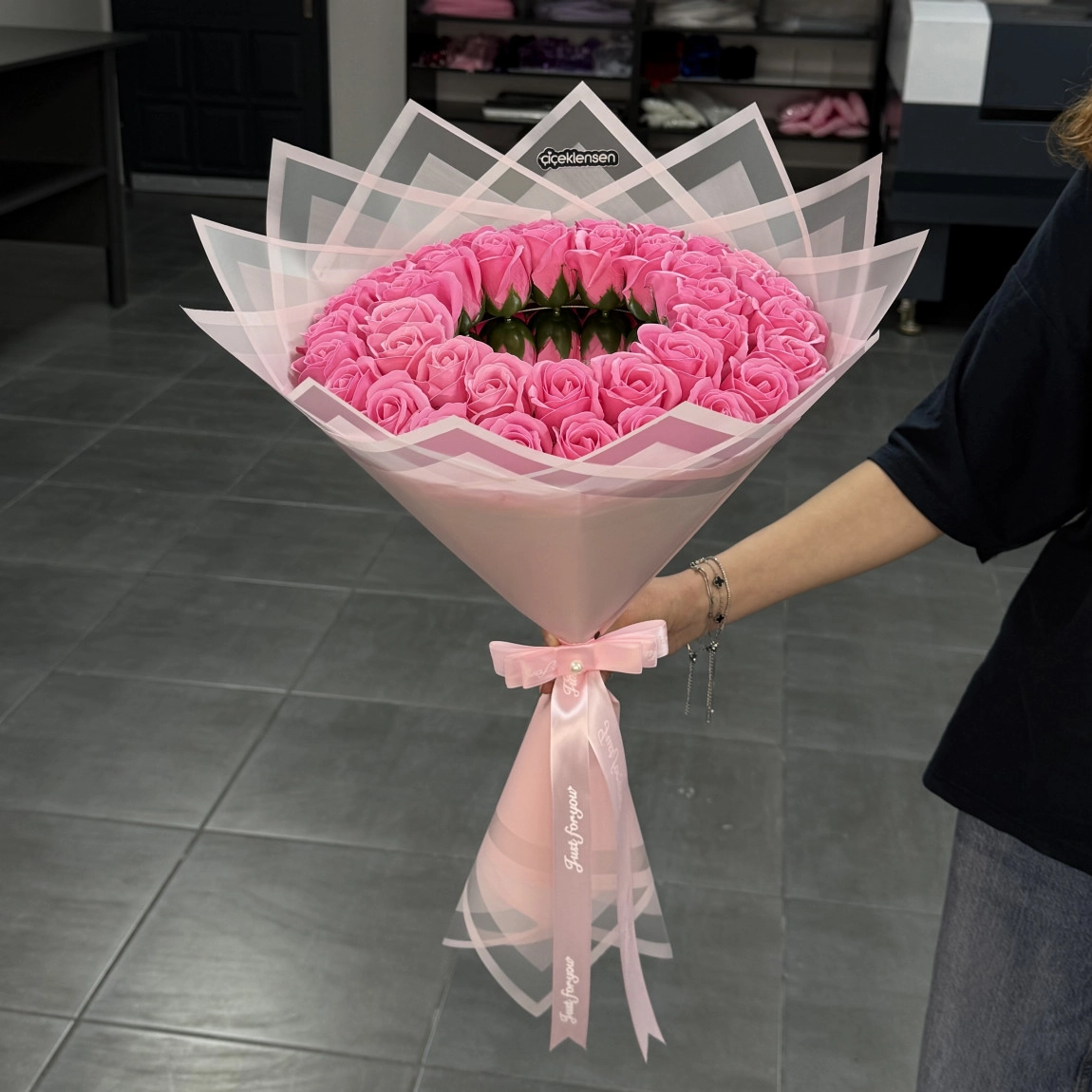 38'Li Neon Pembe Aynalı Buket