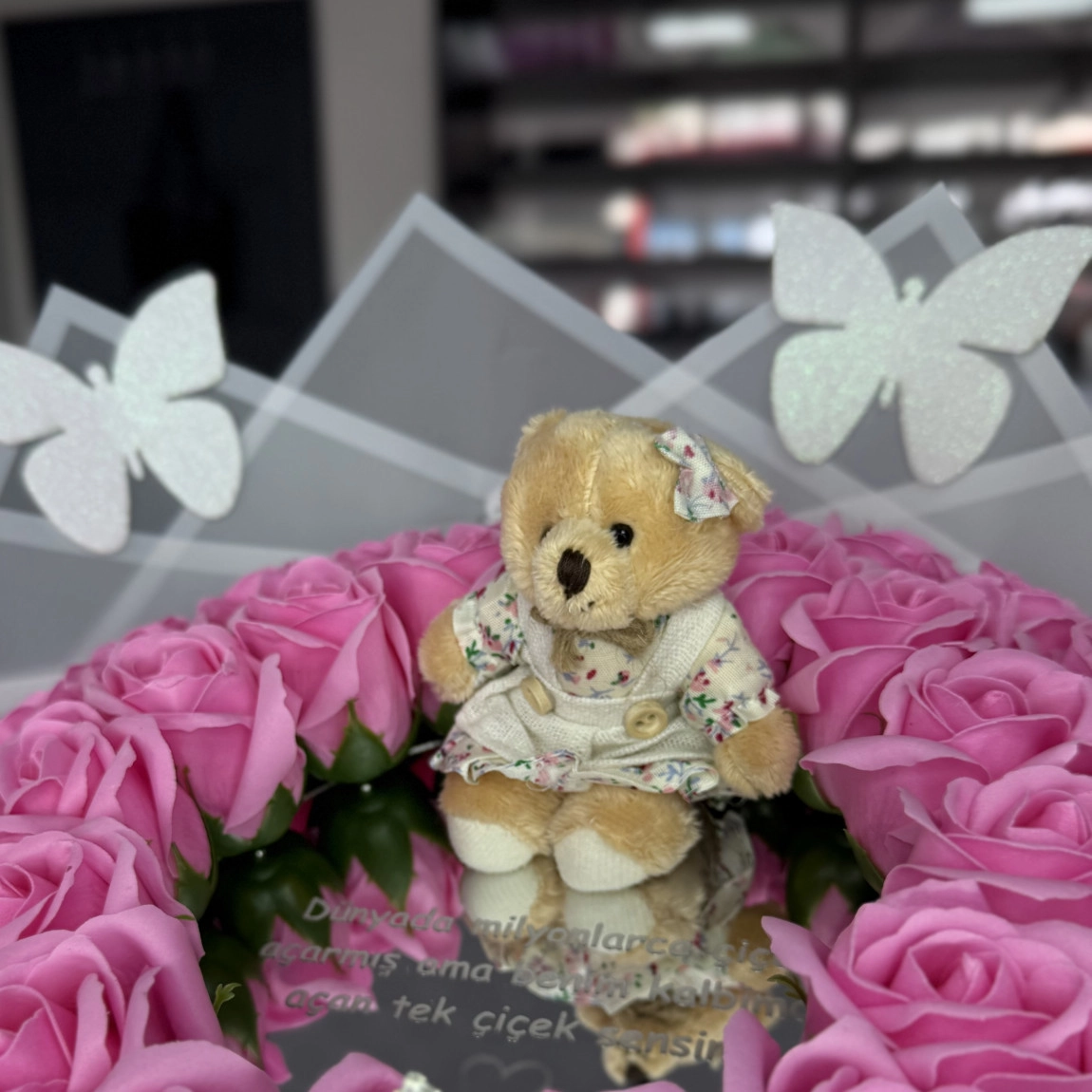 38'li Aynalı Gül Buketi Neon Pembe