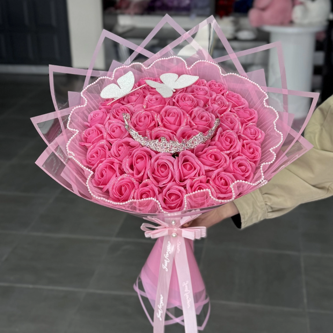 Royal Neon Pembe Buket V.i.p