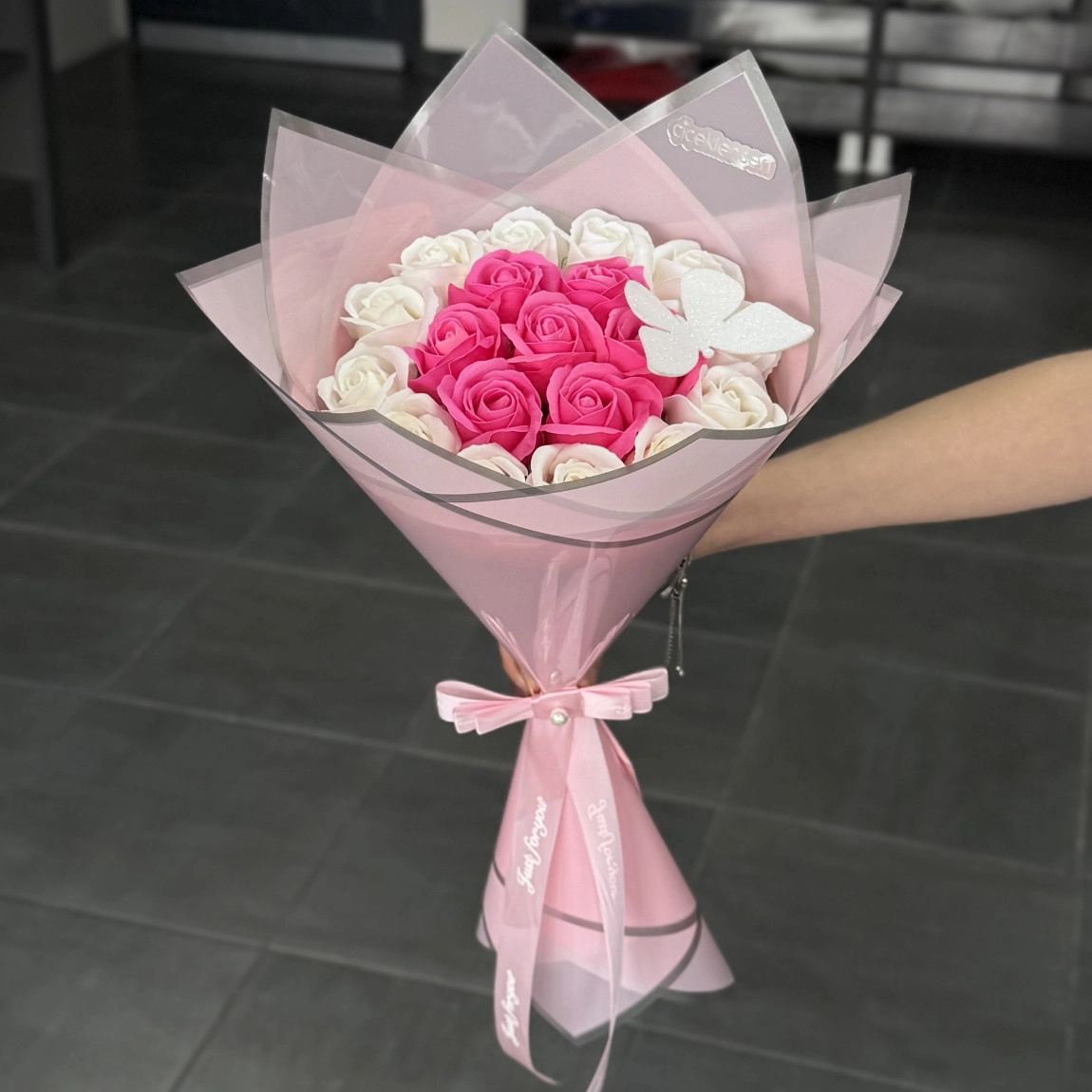 19'Lu Pembe-Beyaz Buket