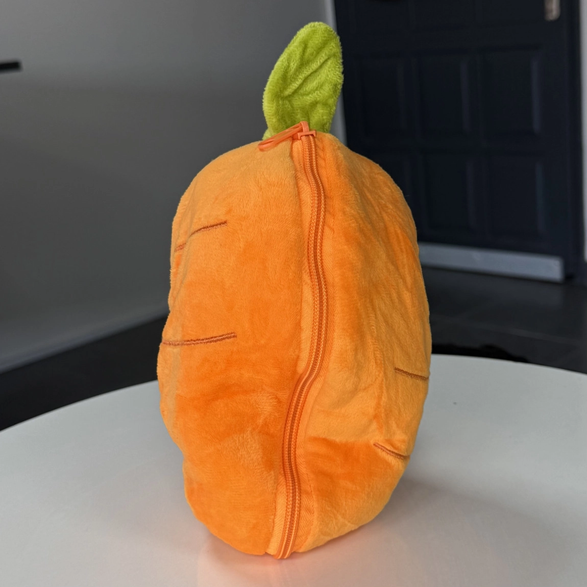 25 Cm Fermuarlı Havuç Tavşan