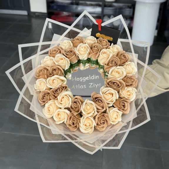38'li Aynalı Gül Buketi Cappuccino