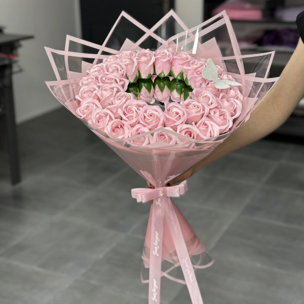 38'li Aynalı Gül Buketi Soft Pembe
