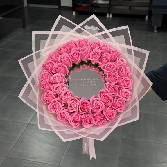 38'Li Neon Pembe Aynalı Buket