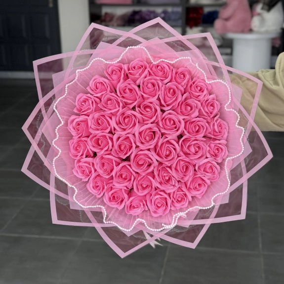 41'Li Neon Pembe Buket (İncili Tüllü)
