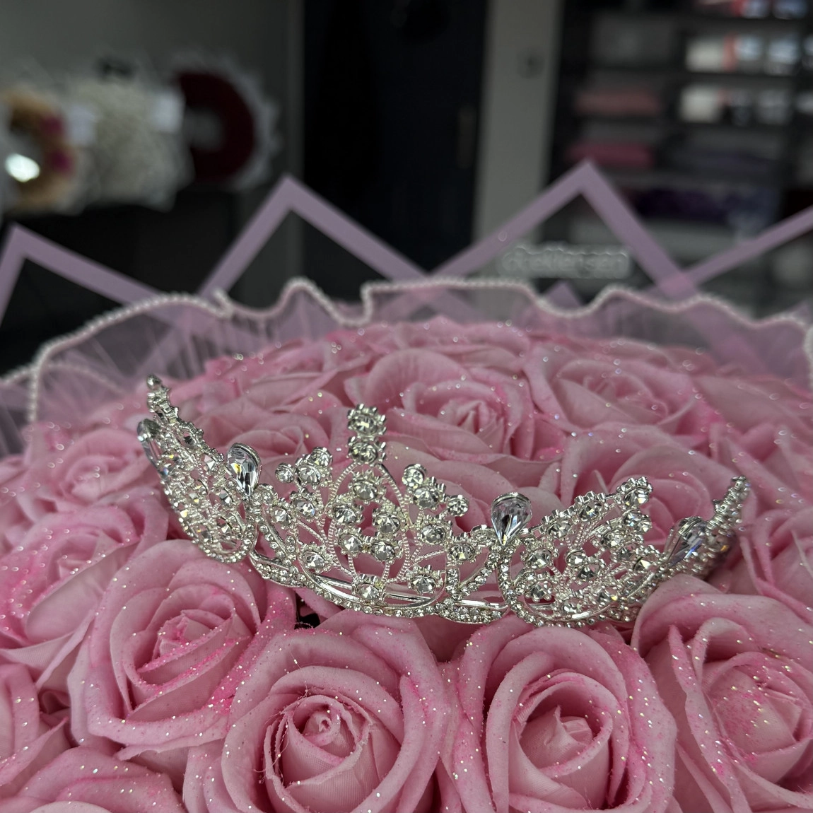 41'Li Royal Pembe Buket