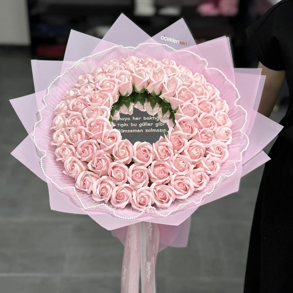 66'lı Aynalı Gül Buketi Pembe