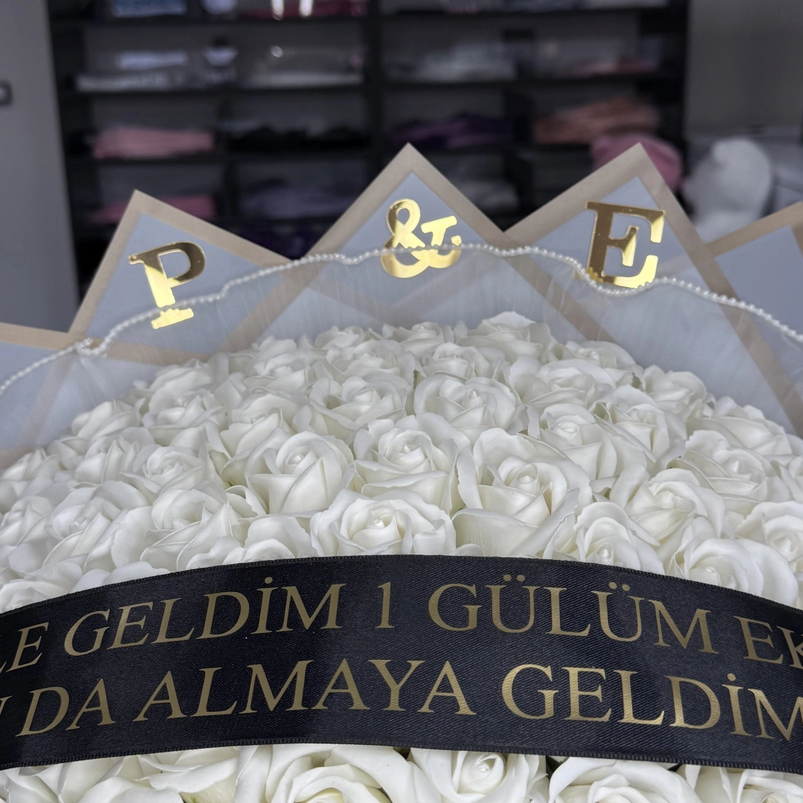 99'lu Gül Buketi Beyaz