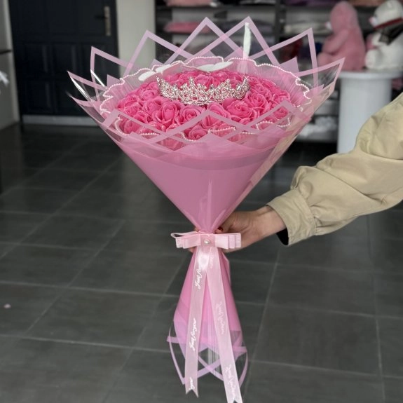 Royal Neon Pembe Buket V.i.p